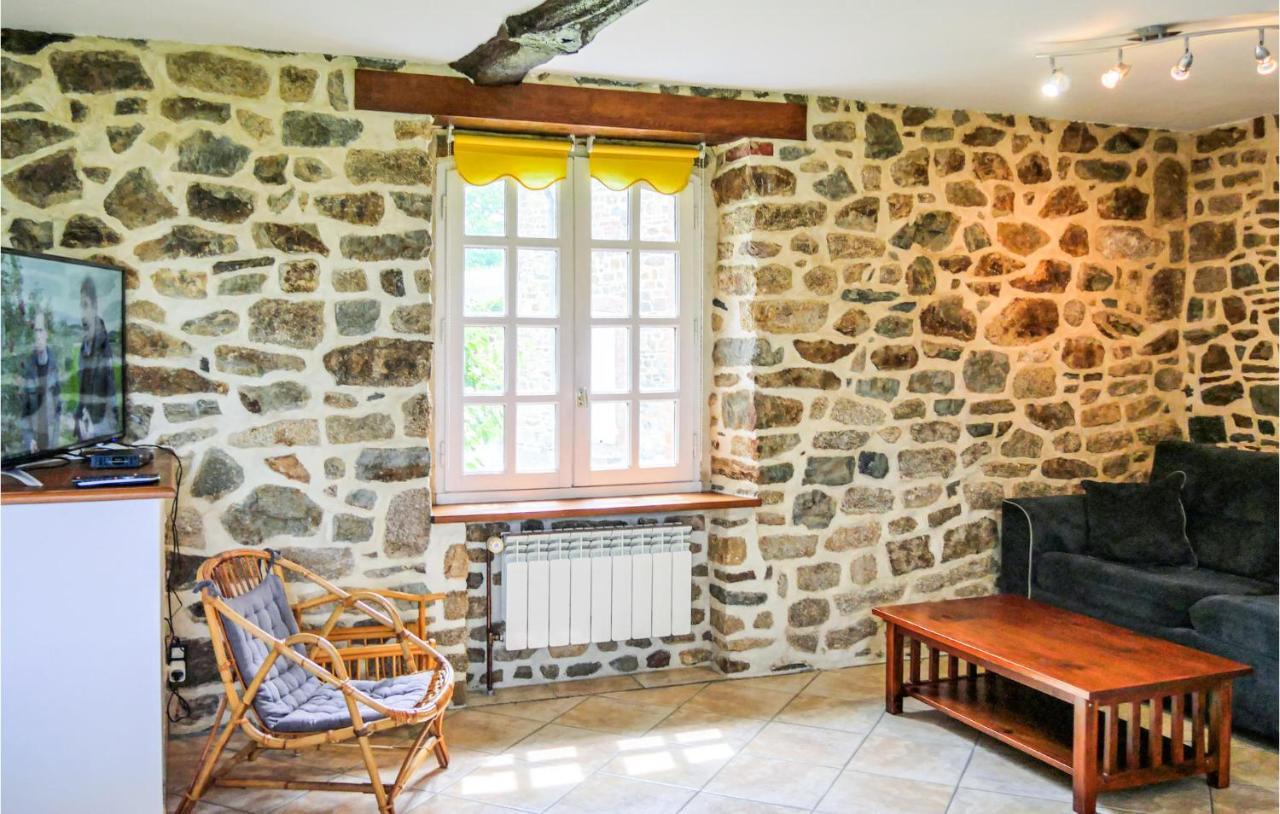 Gorgeous Apartment In Ponts With Wifi Eksteriør billede