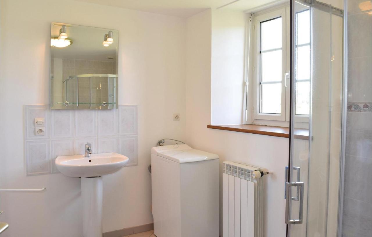 Gorgeous Apartment In Ponts With Wifi Eksteriør billede